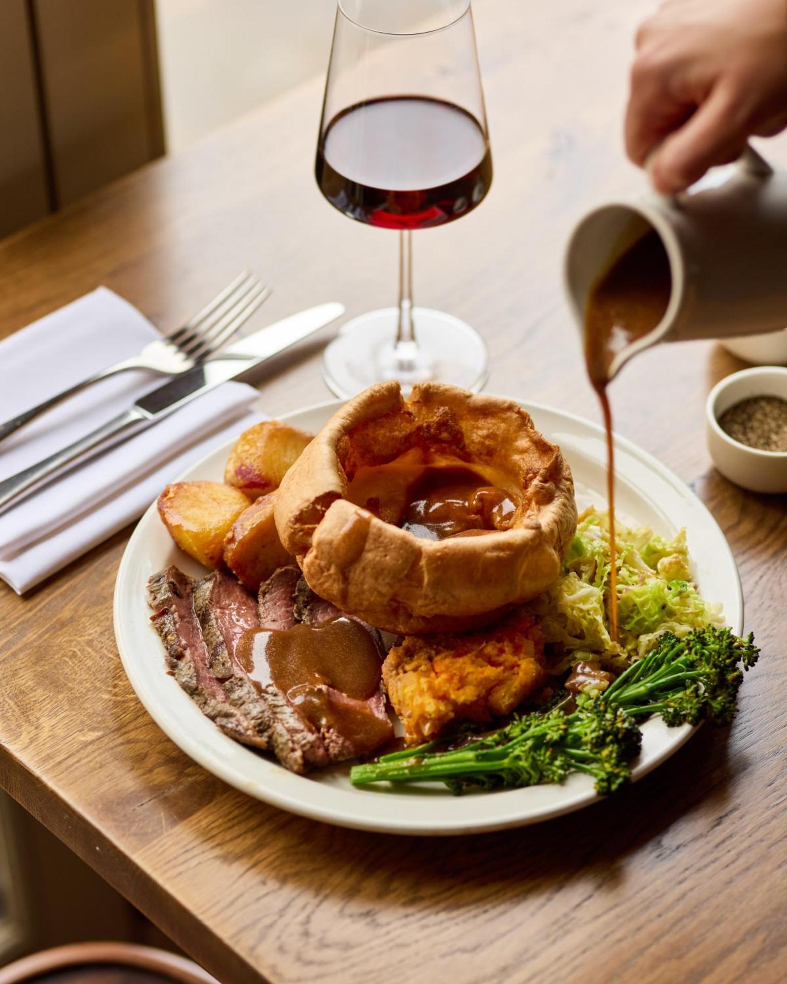 The Harcourt Arms Stanton Harcourt Exterior foto A Sunday roast